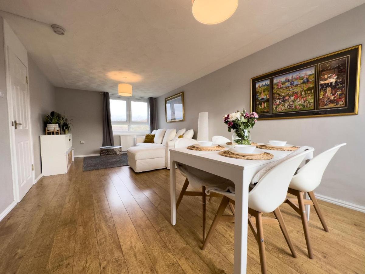 Scandi Style Apartment With Stunning Views Linlithgow Exteriör bild
