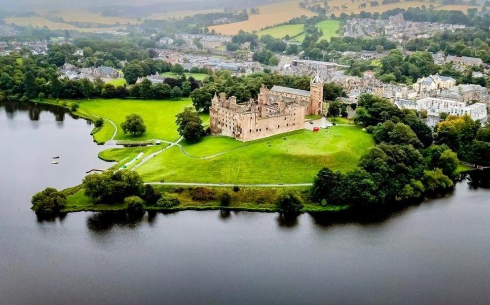 Scandi Style Apartment With Stunning Views Linlithgow Exteriör bild